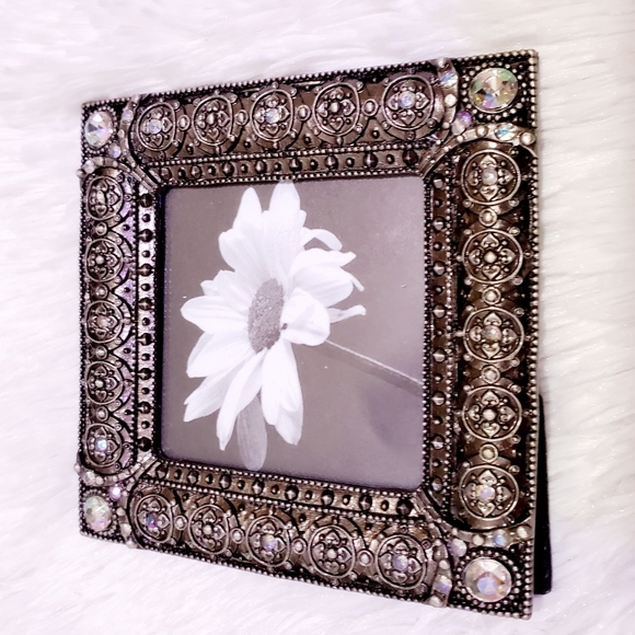 Yorkshire 3 piece vanity set with box - Picture 6 of 14